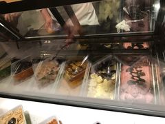 -松咖啡自助餐厅·松北香格里拉