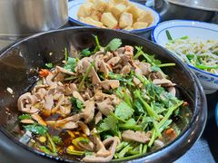 -昱龙大盆牛蛙馆(三兴街总店)