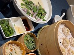 凉拌荆芥-金狮麟·新豫菜(金码大厦店)