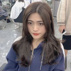 -COMO SALON 烫染可茉发型