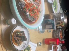 -呷湘厨·鱼汤捞饭·剁椒鱼头·辣椒炒肉(国家会展中心店)