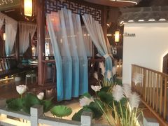 -荷塘秋月·本帮江浙菜(国权路店)