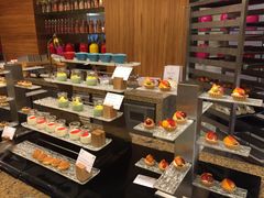 -华邑酒店·鲜艳全日自助餐厅
