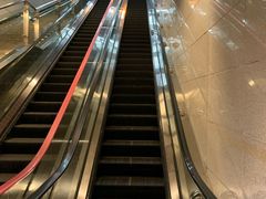 -红土地(地铁站)