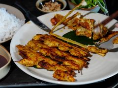 -Cau Go Vietnamese Cuisine