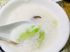 -粤港湾砂锅粥·宵夜(宝龙店)