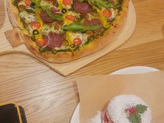 -城市大道红炉披萨烘焙坊