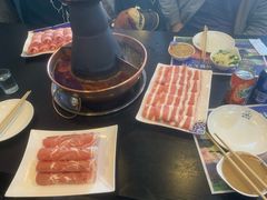 -楼外楼大刀肉传统火锅居(幸福街店)