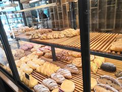 -焙丽拾光(麦凯乐直营店)