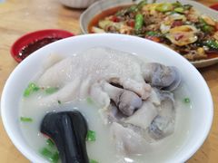 -雷祖芳老妈蹄花店