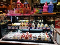 面包甜点陈列柜-巴黎贝甜(凯德MALL望京店)