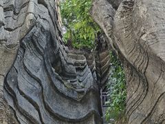 -梭布垭石林景区