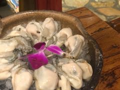 -老牌坊云南鱼豆花火锅(爱建店)