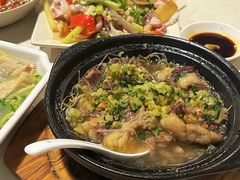 -乾坤饭店