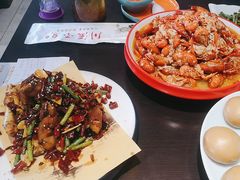 -川流不息·地道川菜·小龙虾(松东路店)