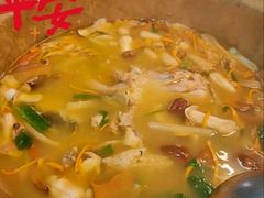 -抚仙湖生态石锅鱼野生菌(告庄店)