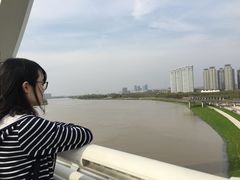 -南京眼步行桥