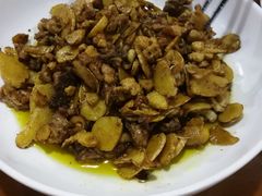 老姜炒仔鸡-恋拐子油爆虾·家常菜