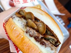 蘑菇牛肉汉堡-FATBURGER 特富客汉堡(外交公寓店)