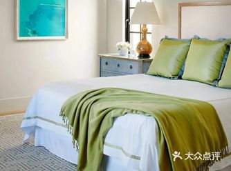 色卡:蒸汽灰+雾色+亮白色+菠菜绿+勿忘我蓝