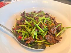 湘味小炒黄牛肉-蘇锦宴·淮扬菜烤鸭·小院(三元桥霄云路店)