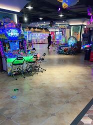 -丁当乐园(经纬汇店)
