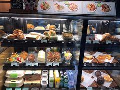面包甜点陈列柜-星巴克(深圳龙岗天安数码城店)