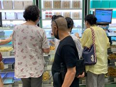 -上海哈尔滨食品厂(淮海中路店)