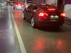 -万象城-停车场