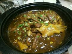 -老码头黑皮肘子锅包肉(赣水路店)