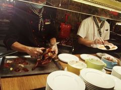 -四海一家自助餐(益田假日广场店)