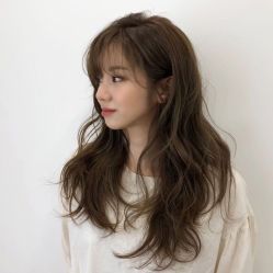 -变画·发型STUDIO