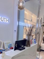 -柒朵科技美肤中心