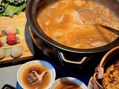 -慢丽江·云南野生菌土鸡锅(付家庄店)