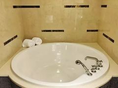 -青岛海尔洲际酒店