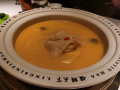 -领鲜天下·焗海鲜·花胶鸡(天目里店)