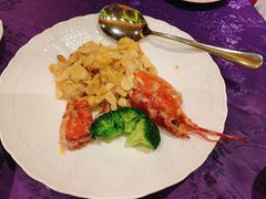 杏仁奶油蓝龙虾-惠食佳·朱雀(东方商厦店)