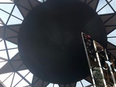 -上海滴水湖皇冠假日酒店