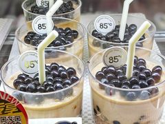 -85度C(生甜甜圈研究工坊·上海局门店)