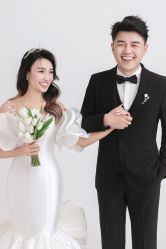 -喜爱高定婚纱摄影