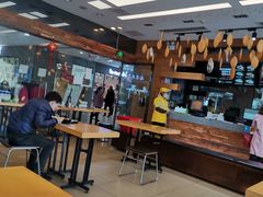 大堂-三千粉牛肉米粉(来客茂店)