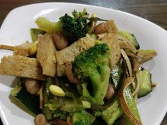 -新疆大盘鸡·十八年老店