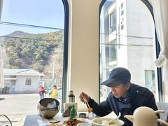 -何适山庄 ·可团建(水长城P2停车场店)