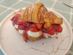 -BUTTERFUL&CREAMOROUS 黄油与面包(三里屯太古里店)