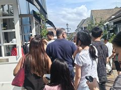 -伦敦比斯特购物村