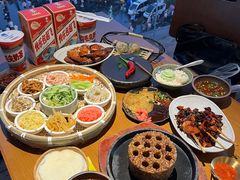 -包整·丝娃娃(一览甲秀楼风景店)