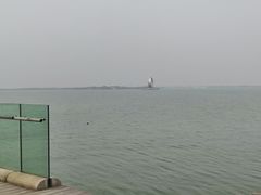 -上海滴水湖皇冠假日酒店