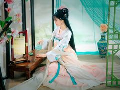 -九月鹰飞汉服摄影工作室