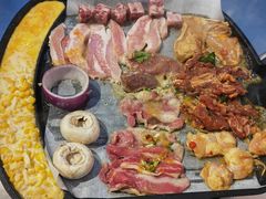 -阿亲家·韩式无限烤肉(花果园店)