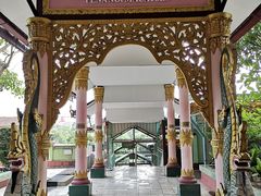 -ခြောက်ထပ်ကြီးရွှေသာလျောင်းဘုရားကြီး